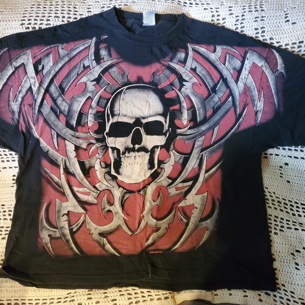 Liquid Blue Black and Red Graphic Tee